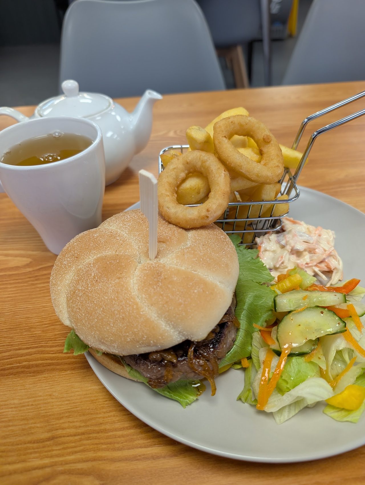 4U Bistro