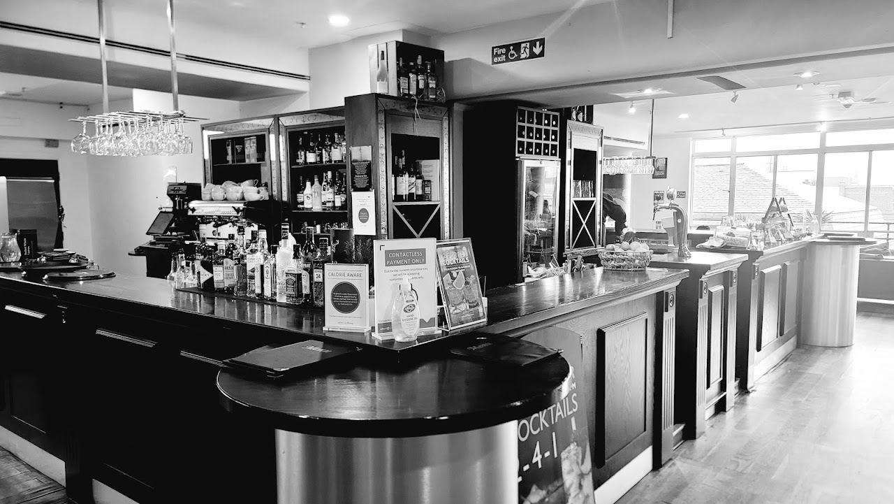 5th View Bar & Food
