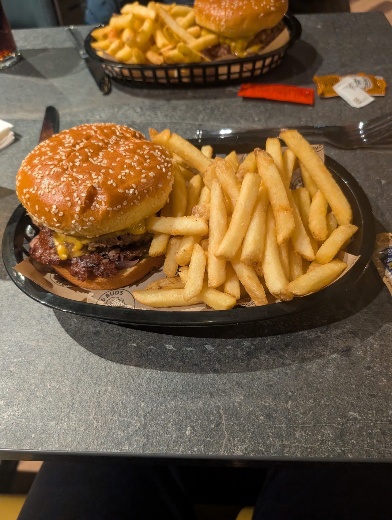 6 Buds Beerhouse