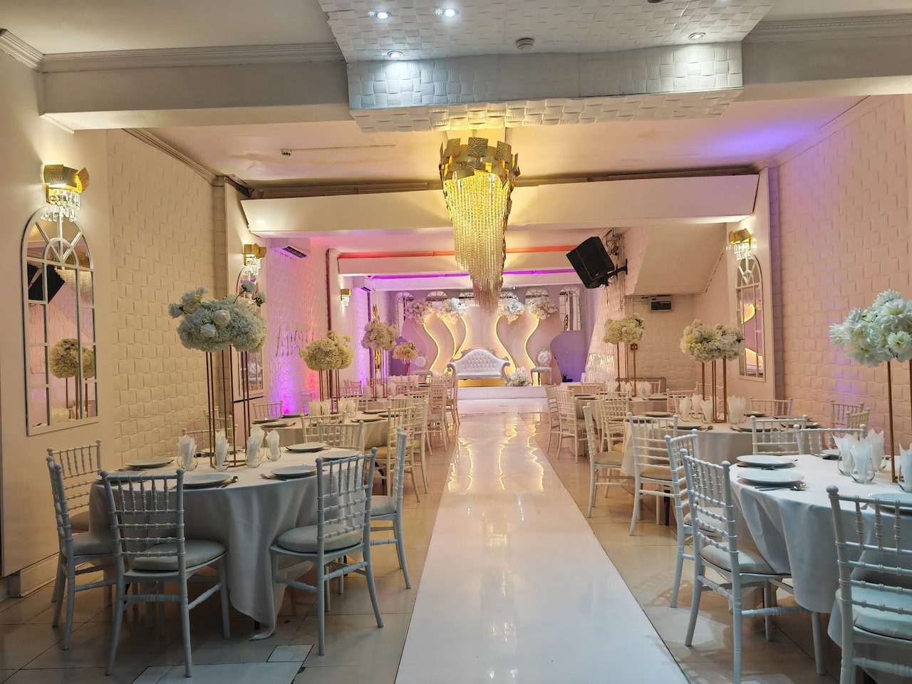 Abshar Grand Suite