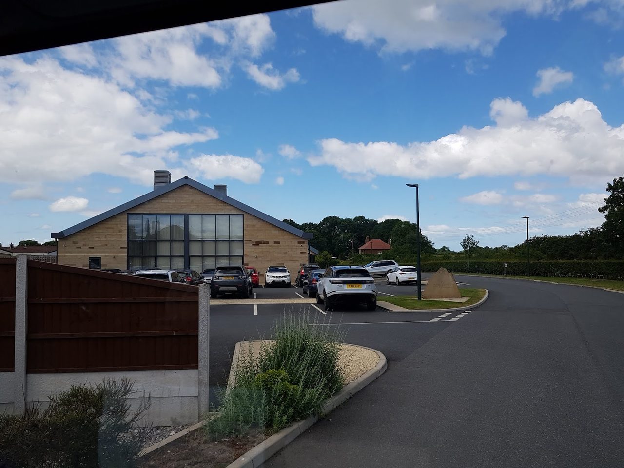 Acresfield Country Club And Spa