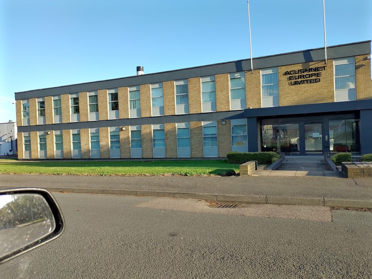 Acushnet Europe Ltd