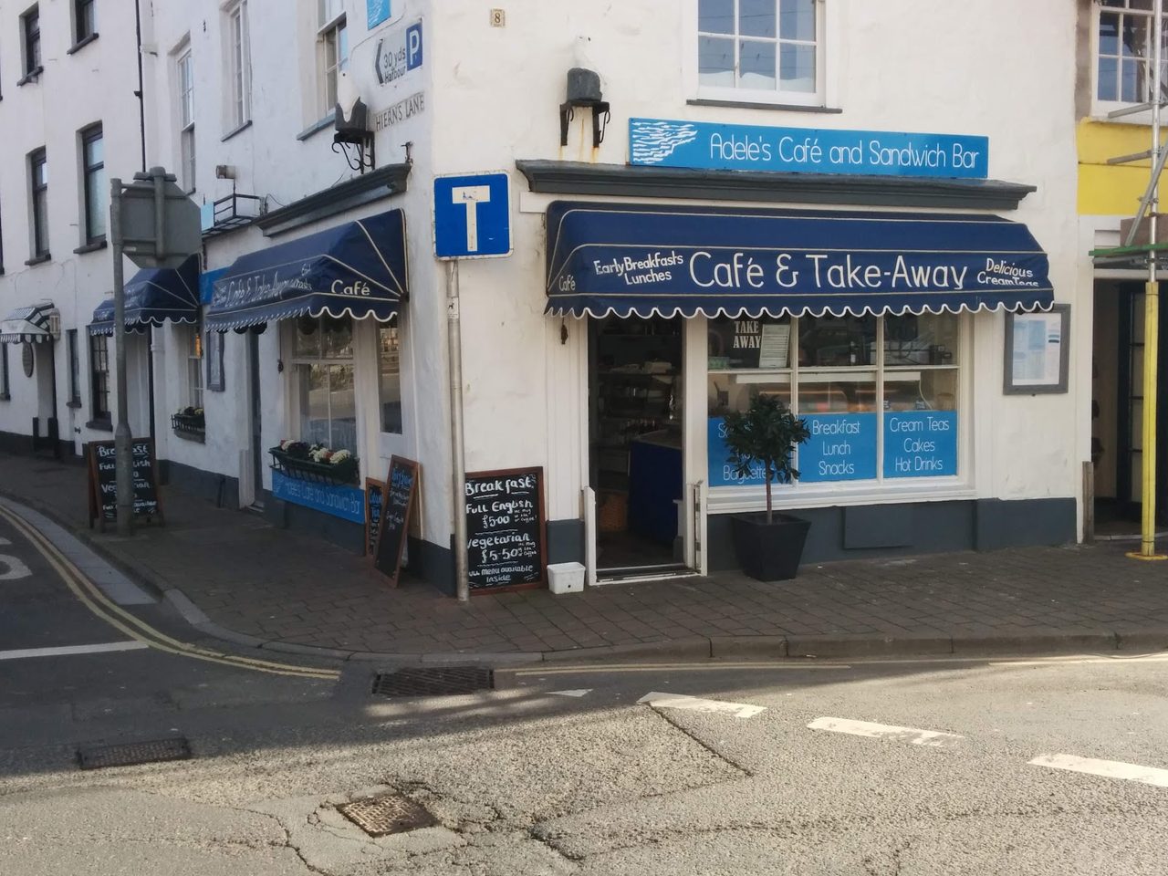 Adele's Cafe