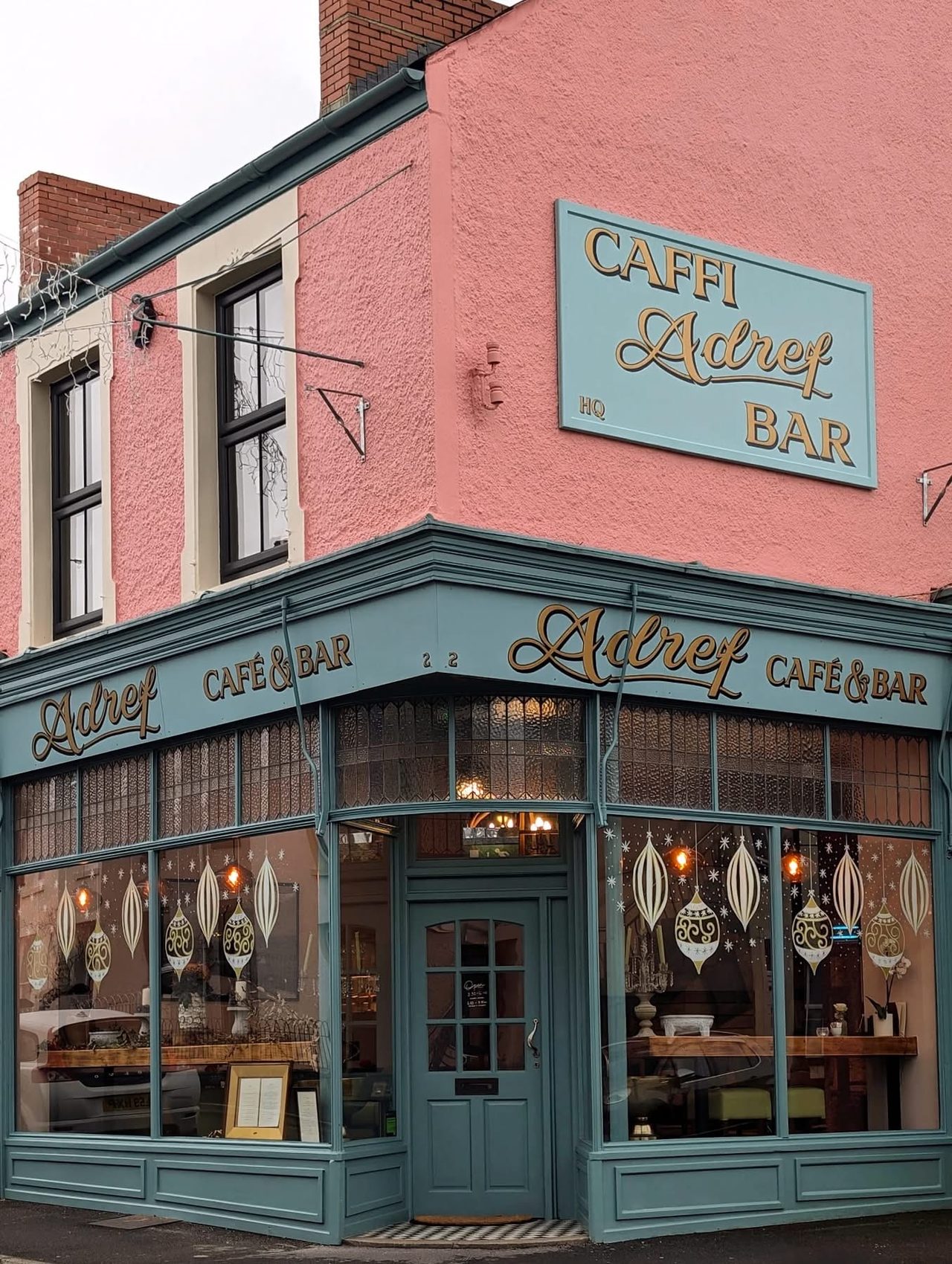 Adref Cafe & Bar