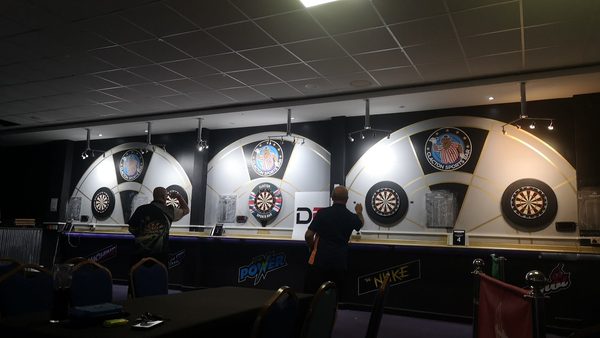 Ads Sports Bar