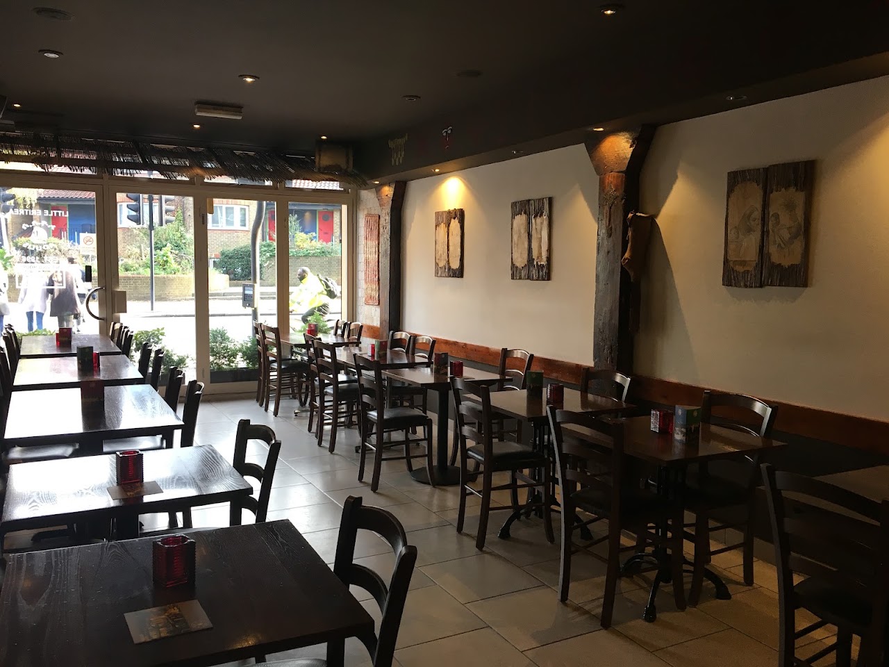Adulis Oval