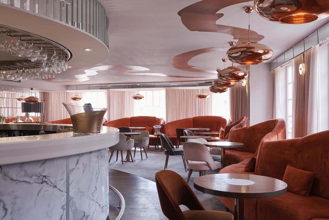 Afternoon Tea at Fifth Floor Bar