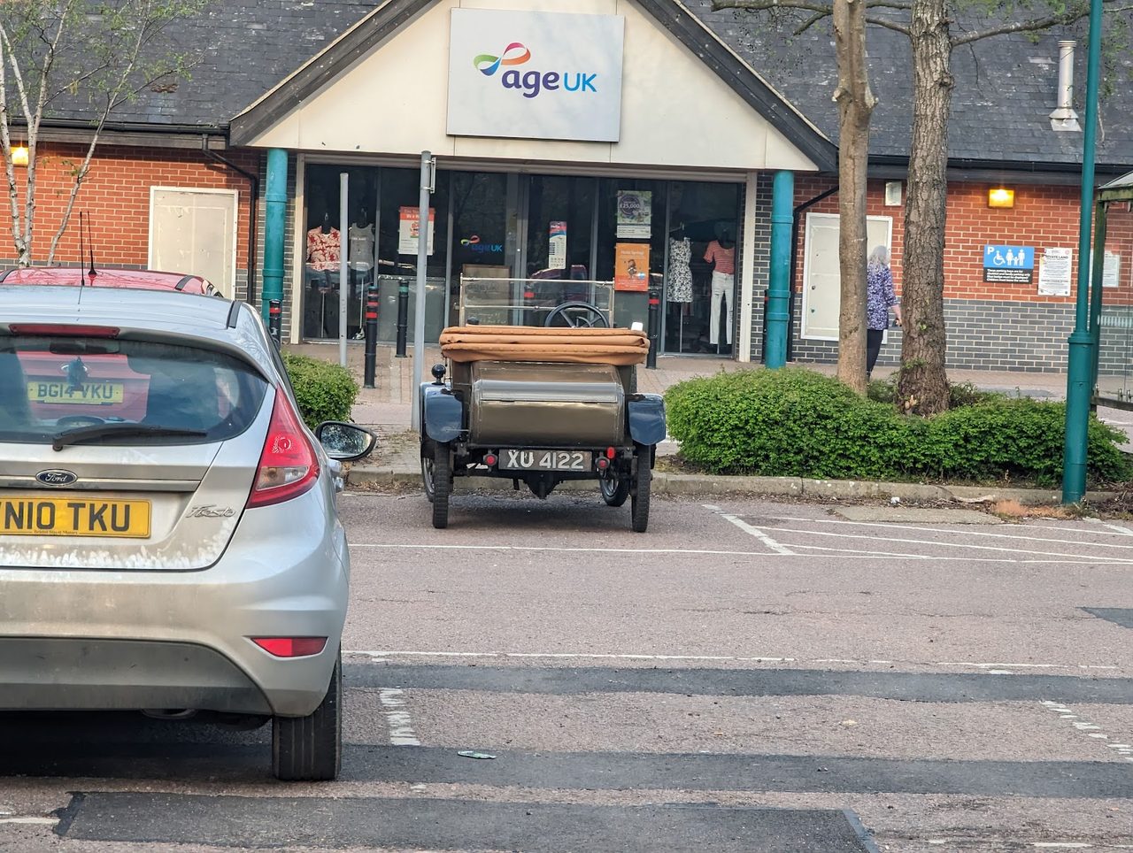 Age UK Suffolk Home store