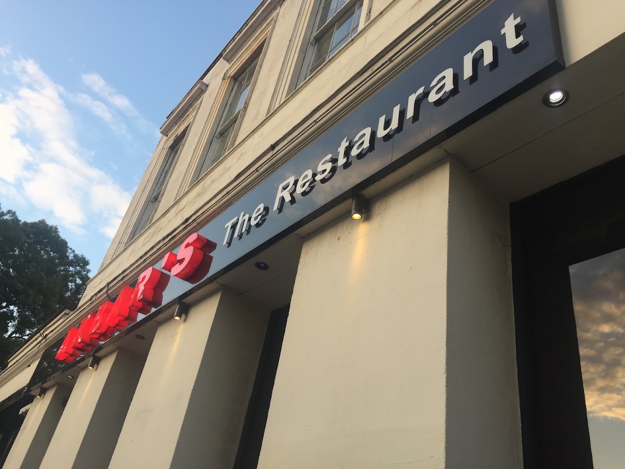 Akbars Balti Restaurant
