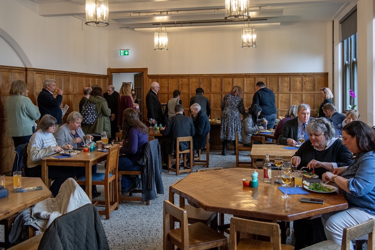 Alban Roe House And Tea Room