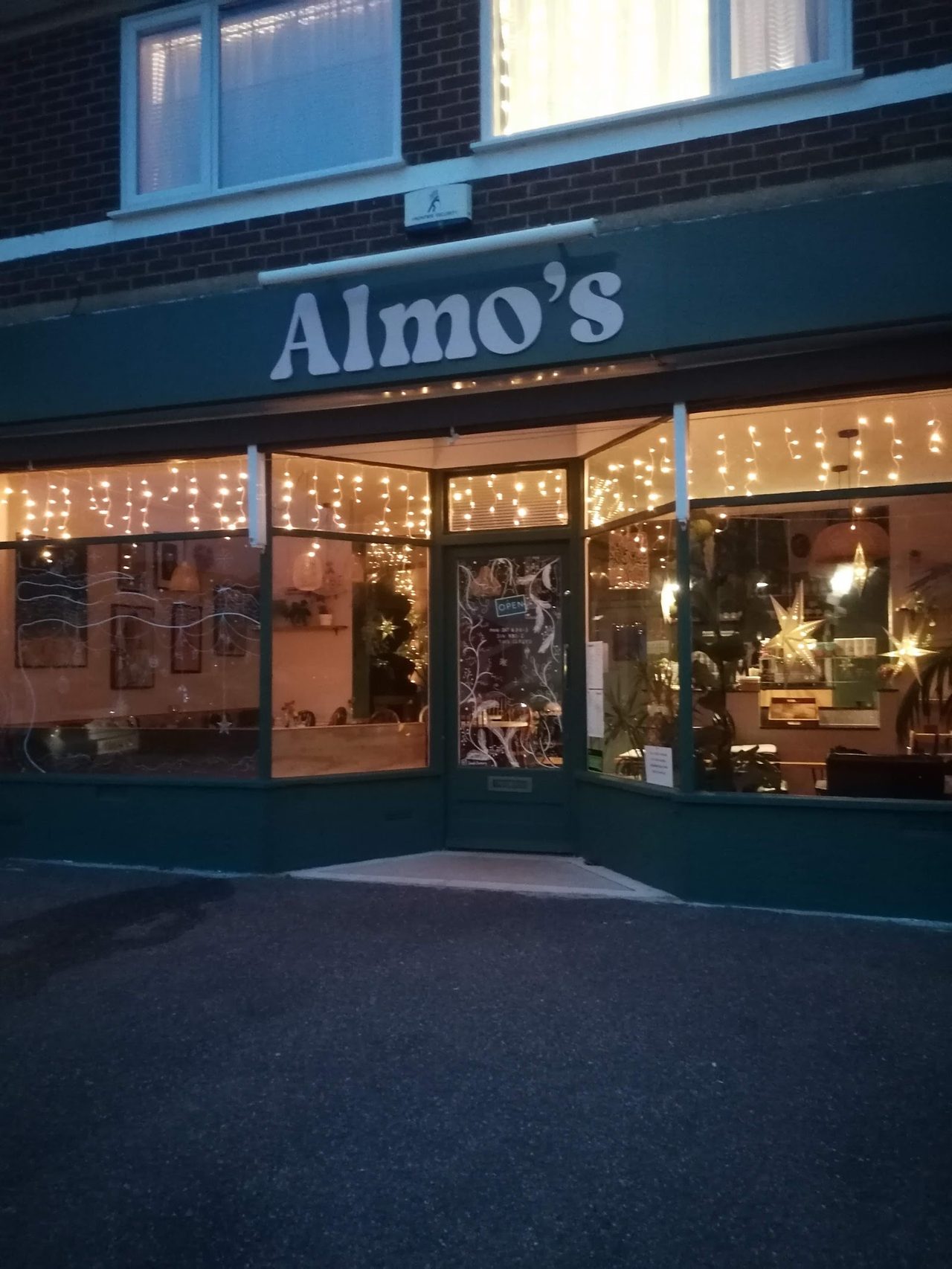 Almo's