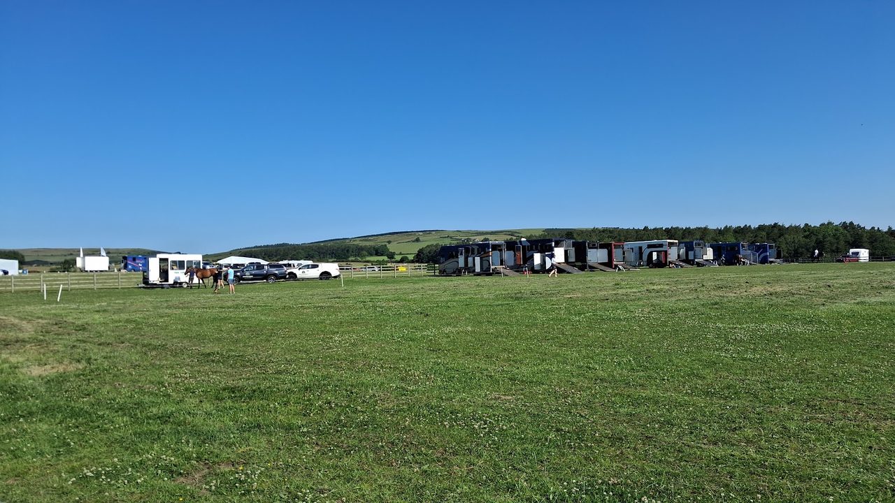 Alnwick Ford Equestrian