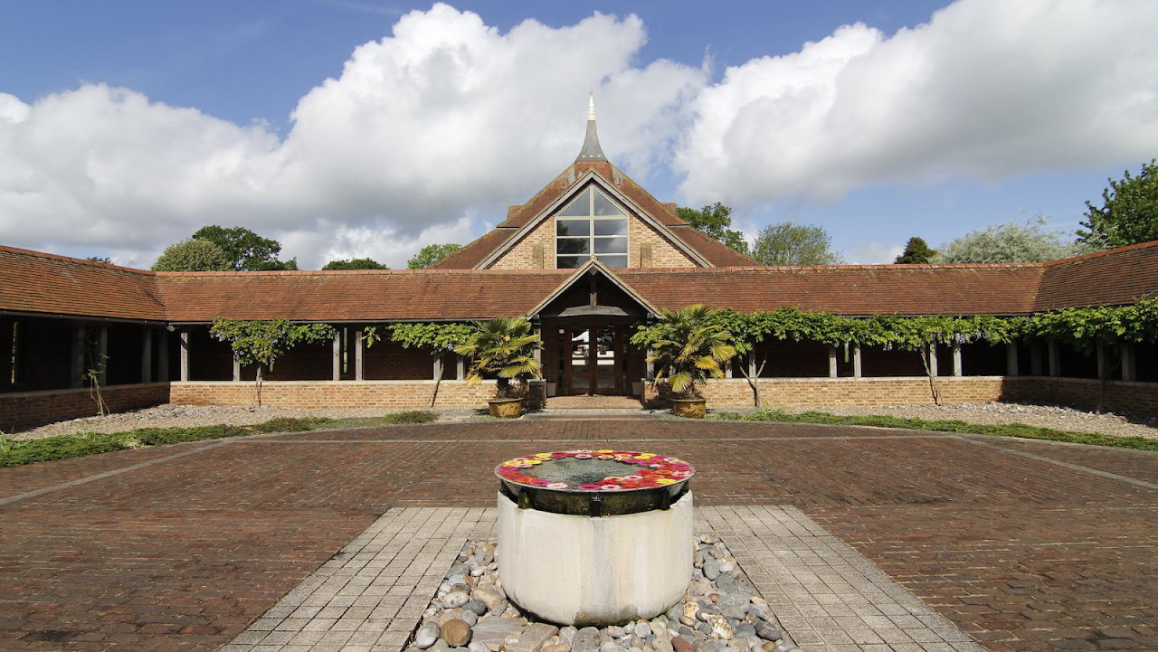 Amaravati Buddhist Centre