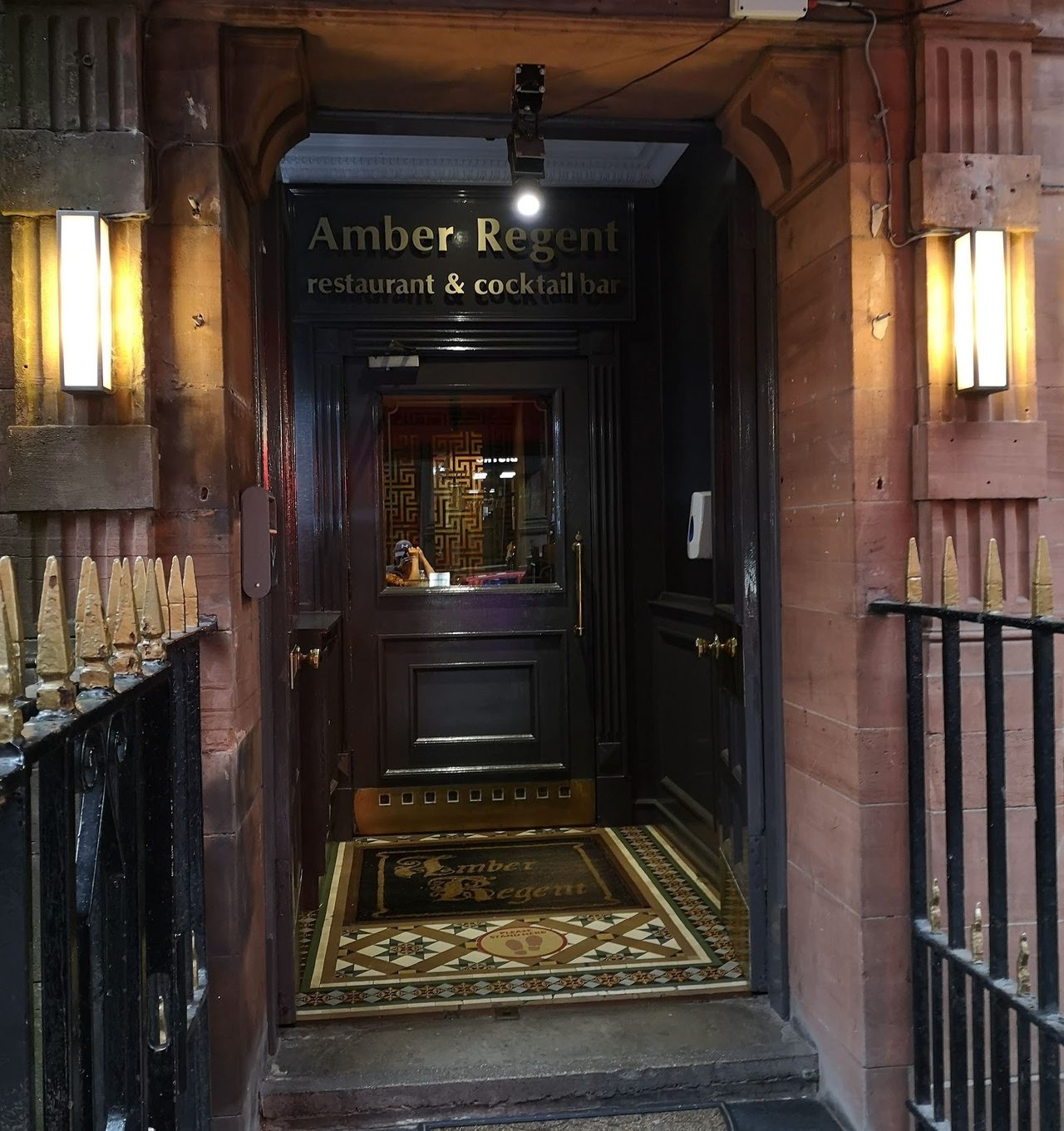 Amber Regent