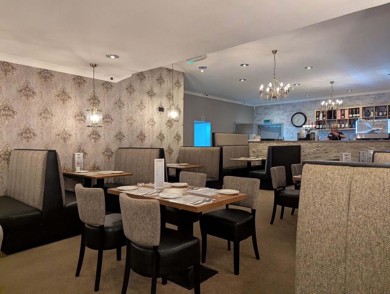 Anaya's Kilbirnie