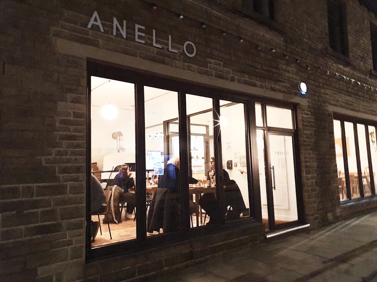 Anello Pizza
