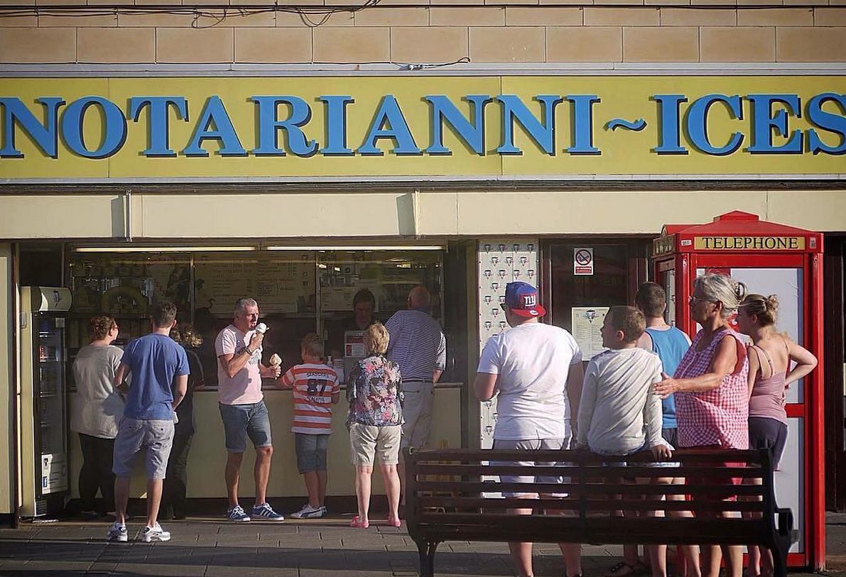Anita's Ice Cream Parlour - Blackpool Model Village