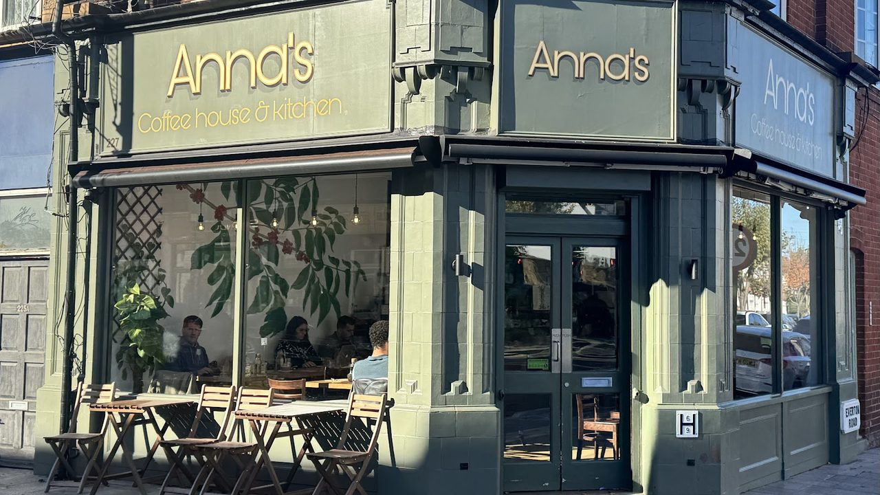 Anna's