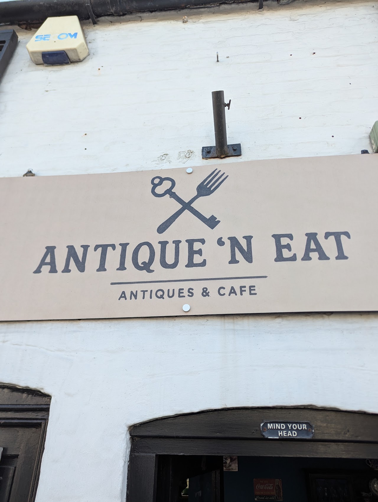 Antique â??N Eat