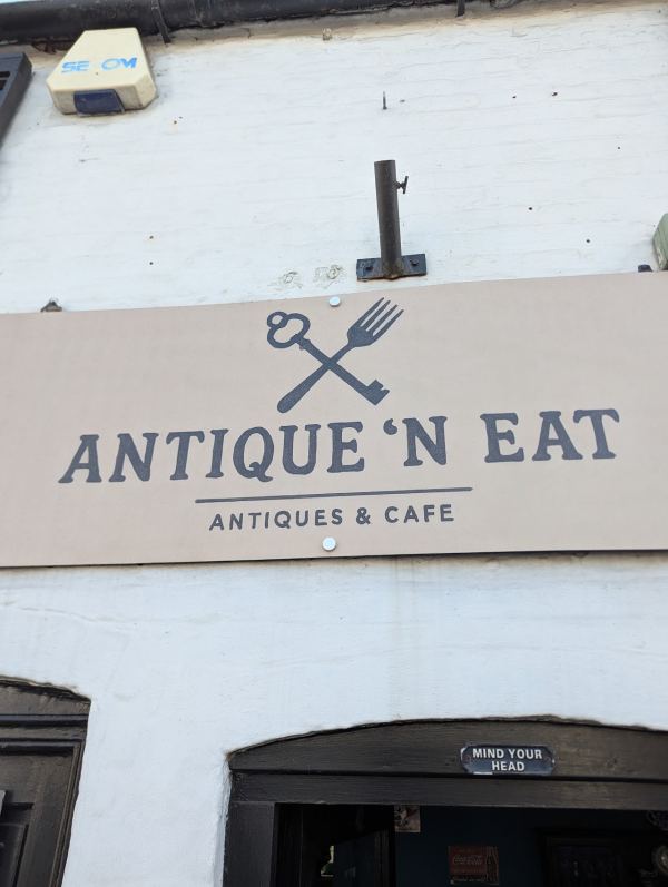 Antique â??N Eat
