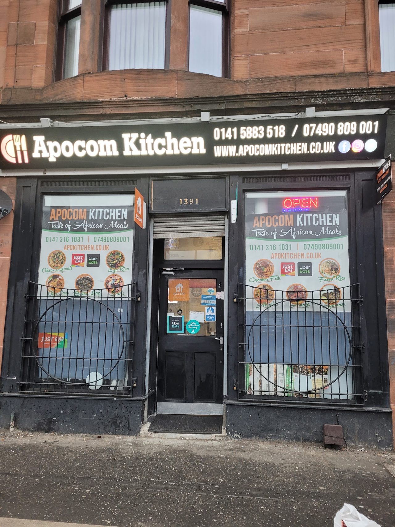 Apocom Kitchen