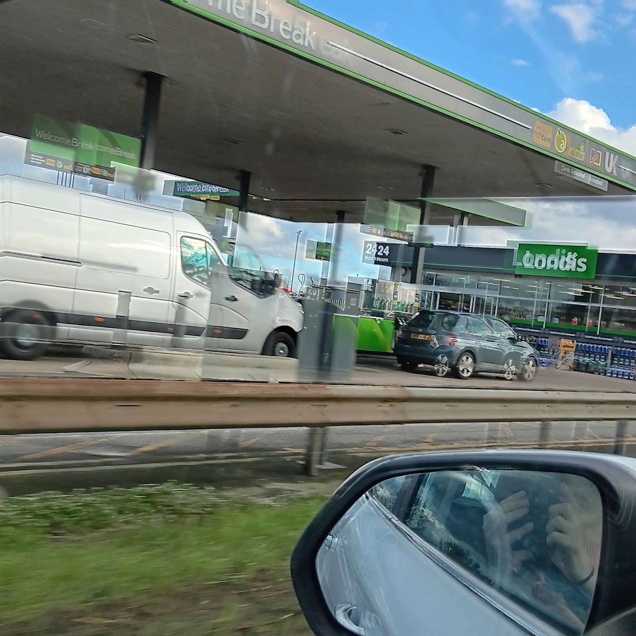 Applegreen/Welcome Break Darringtn Greggs