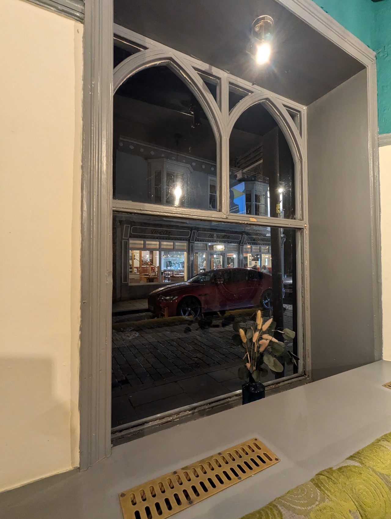 Araya Thai Restaurant
