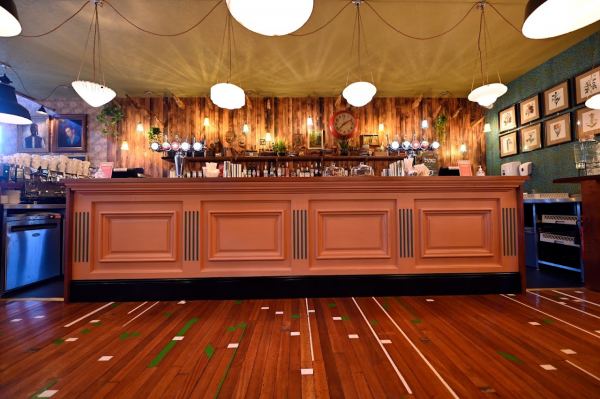 ARBORO LOUNGE