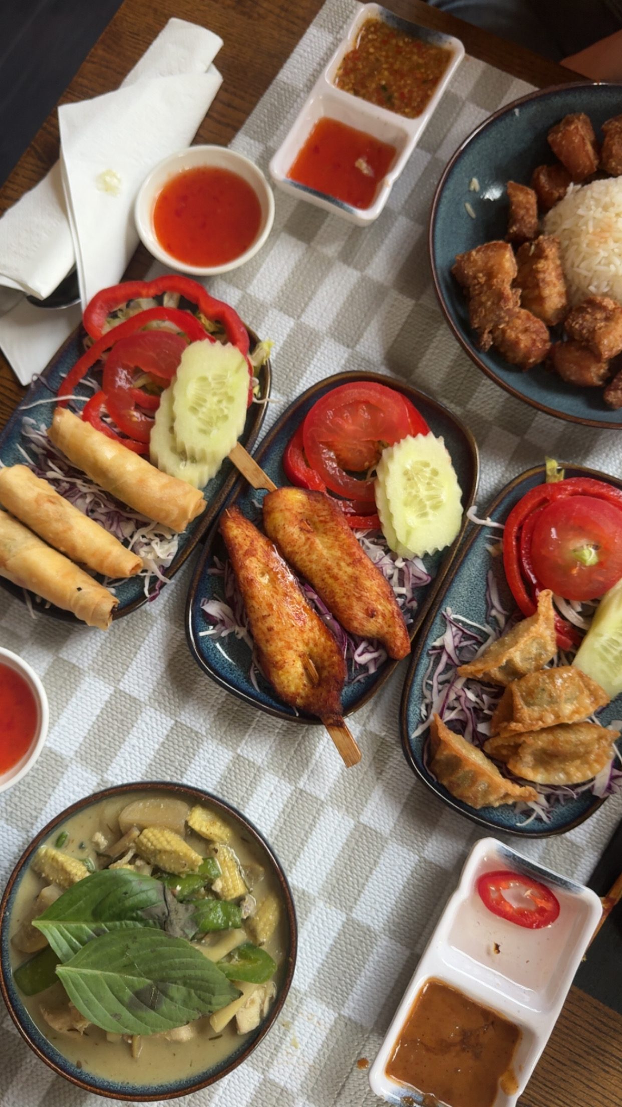 Aroi Aroi Thai Cafe