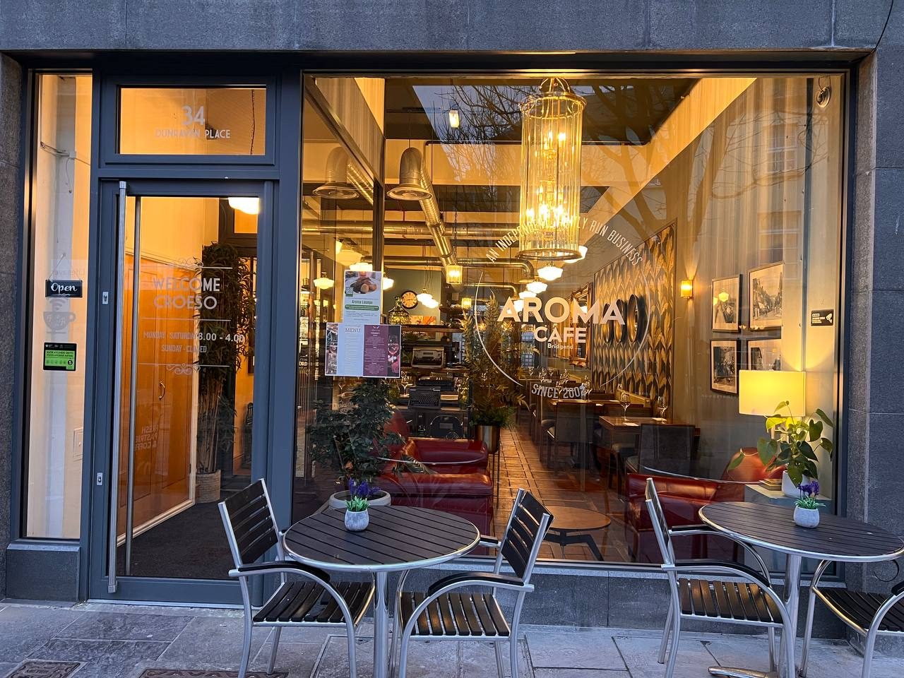 AROMA CAFE