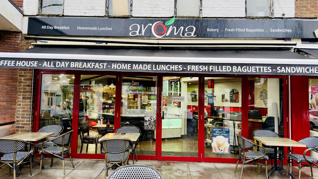 AROMA CAFE