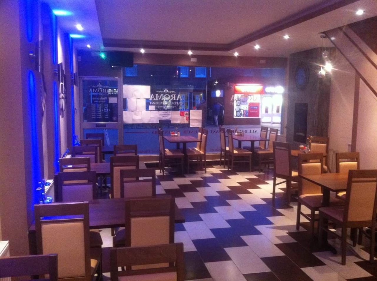 Aroma Cafe