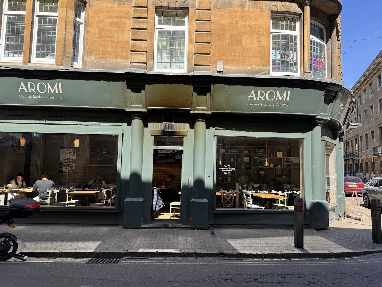 Aromi Caffe