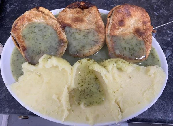 Arthur’s Pie & Mash