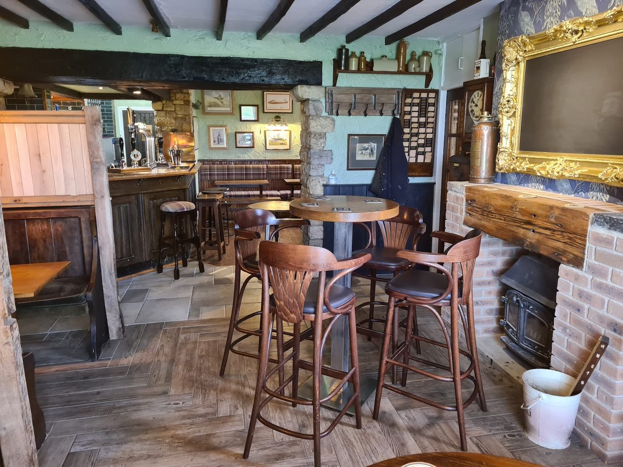 Ash Tree Inn