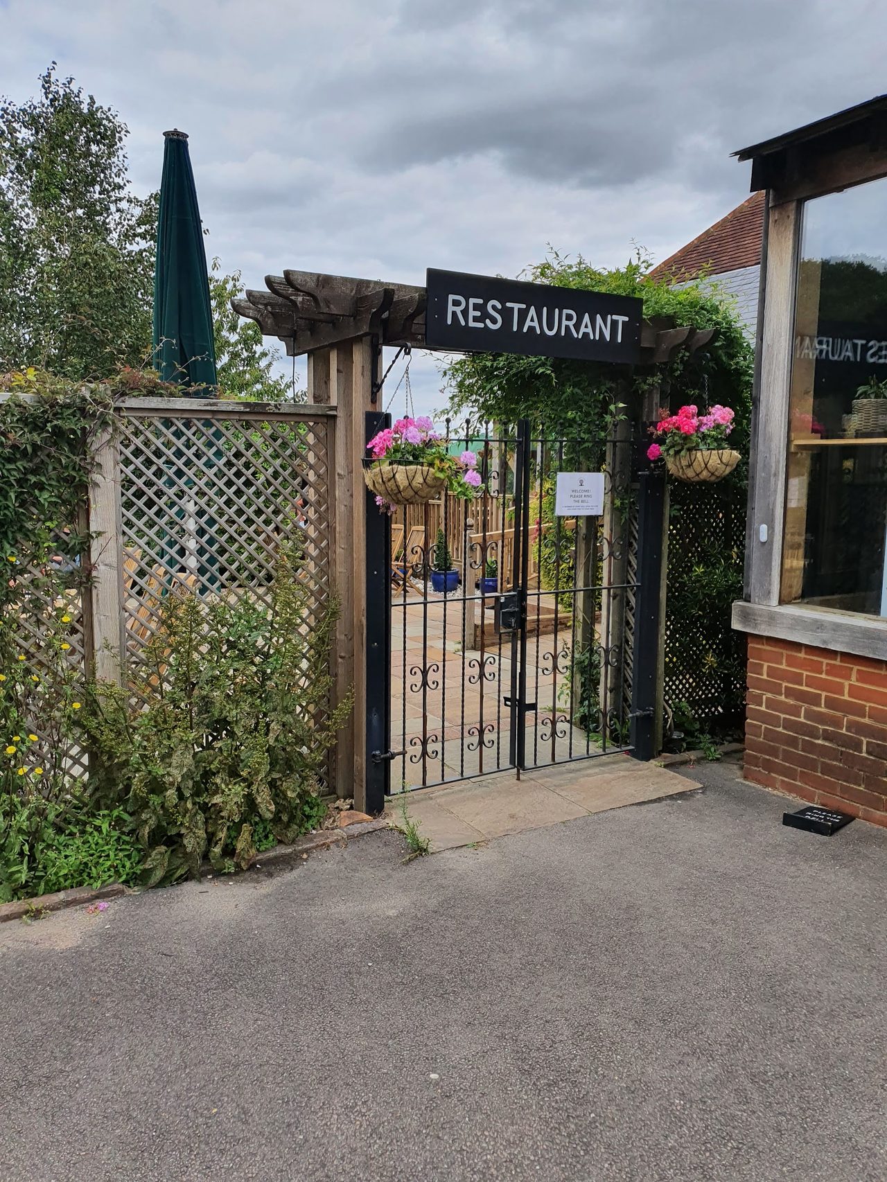Ashlyns Farm Shop