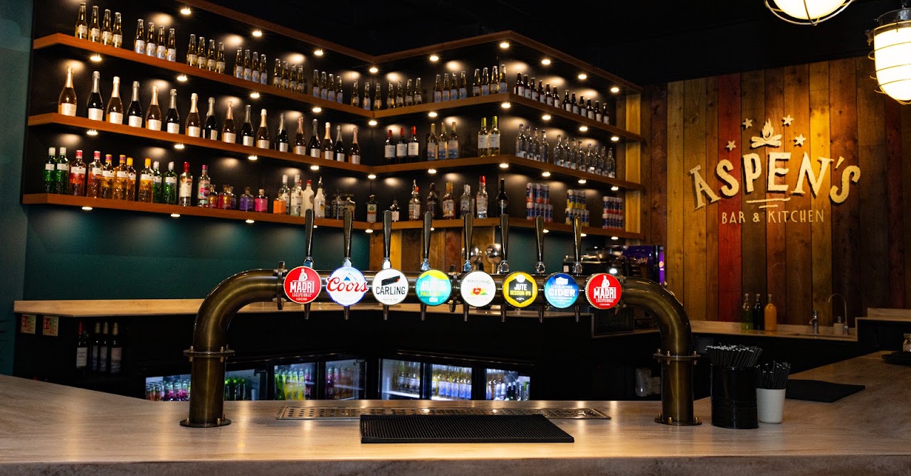 Aspen’s Bar & Kitchen / The Lifthouse Coffee Co.