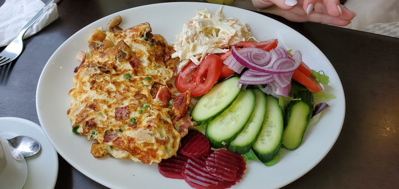 Astalet Cafe