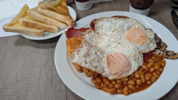 Attila's Cafe