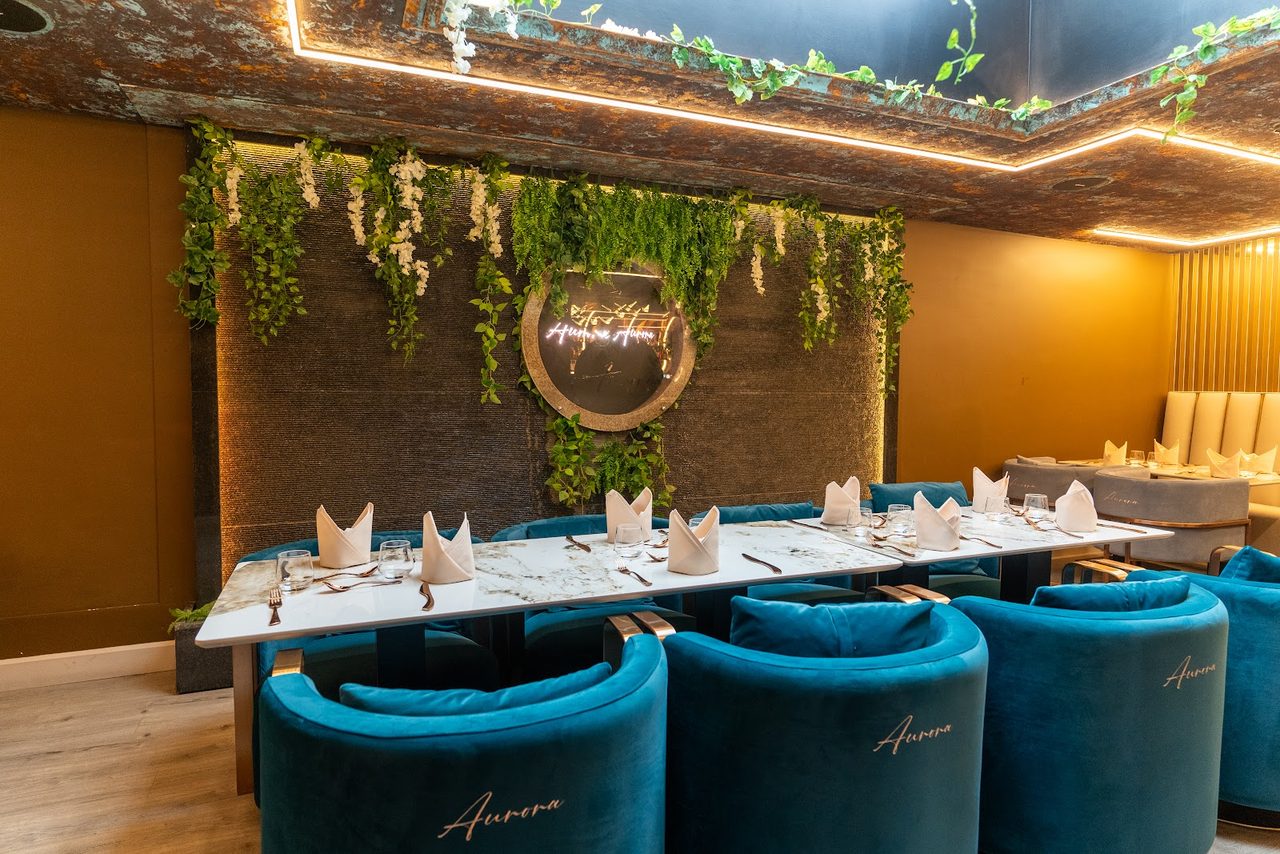 Aurora Bar And Restaurant
