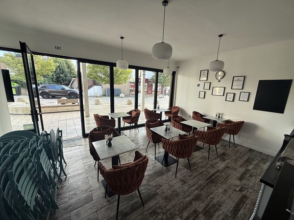 Azul Coffee And Eatery