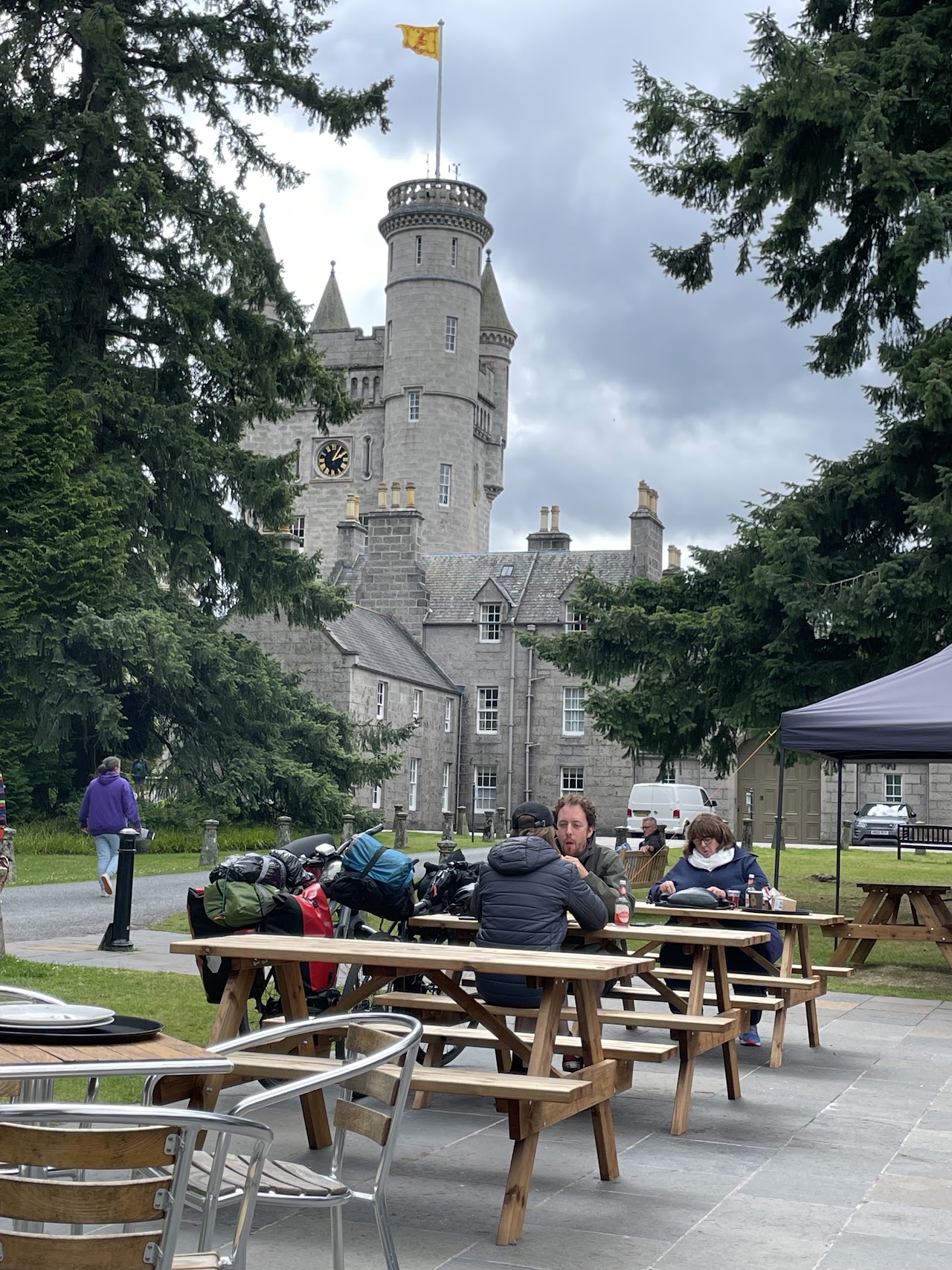Balmoral Estate Coffee Shop & Restaurant