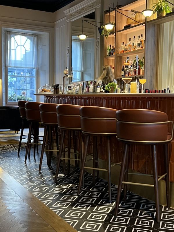Bar 1819