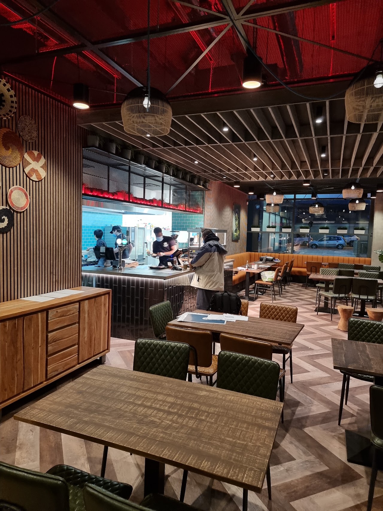 Bar Beach and Grill