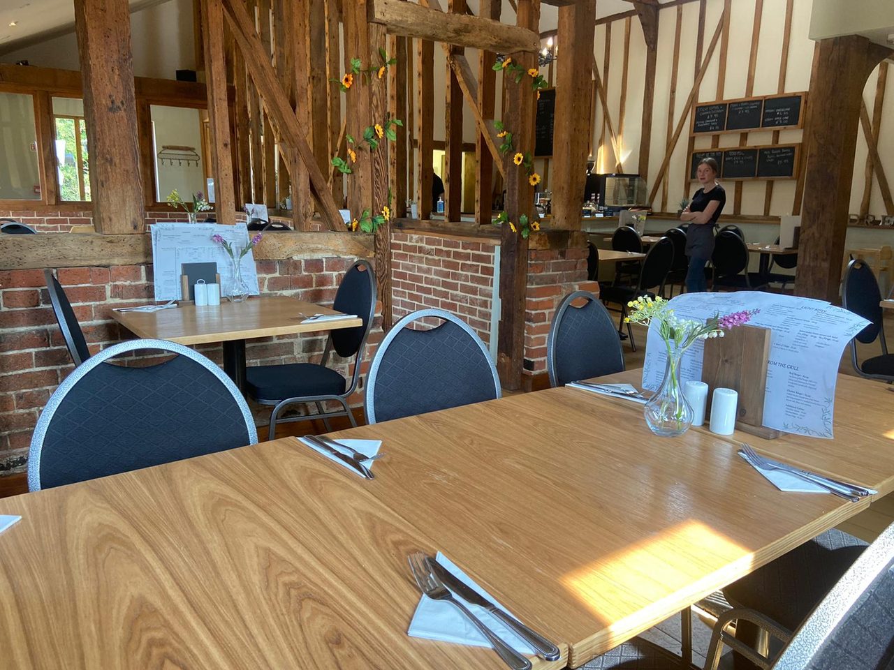 Barn Cafe and Restaurant