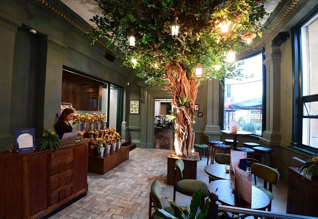 Barnacle Restaurant & Bar