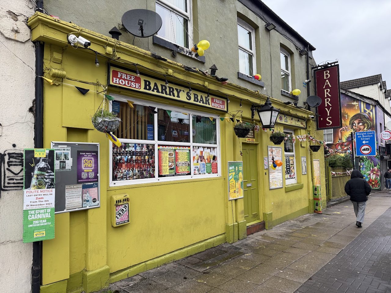 Barry's Bar