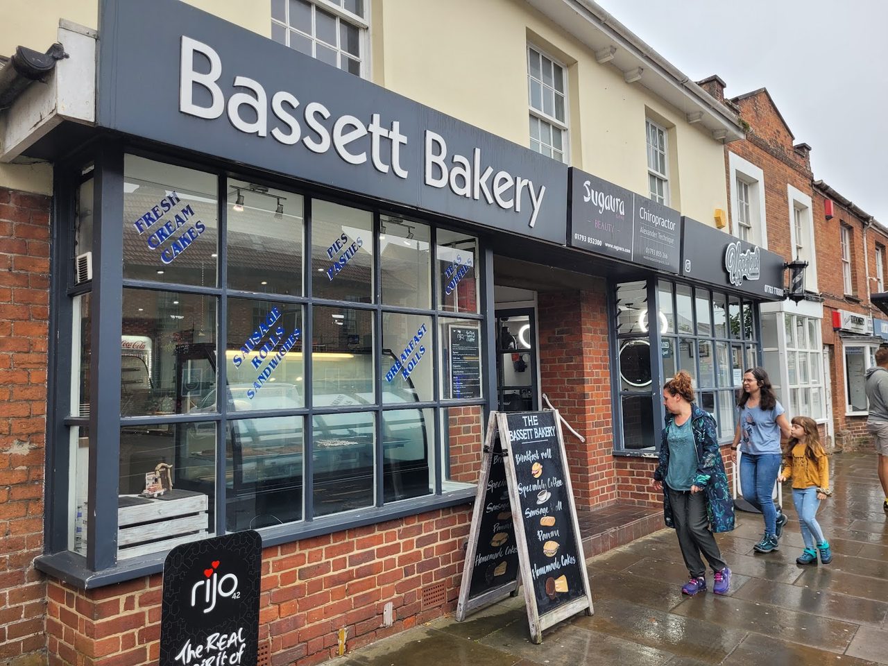 Bassett Fancy Cakes