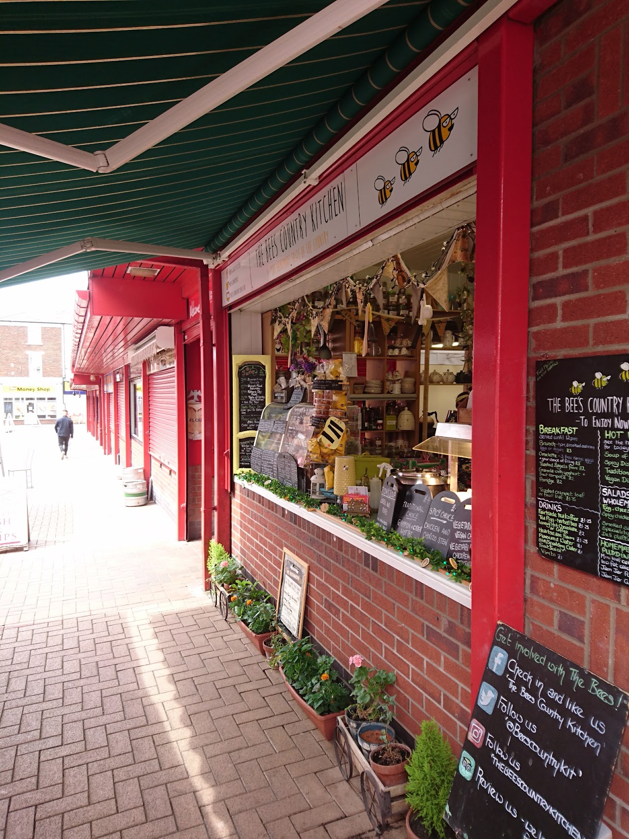 Bees Kitchen & Deli
