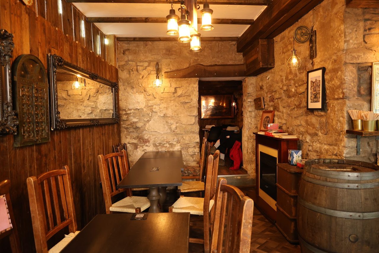 Bellrock Cafe